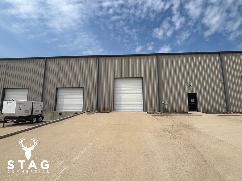 More Photos Of 1635 N FM 156, Ponder Unknown For Lease