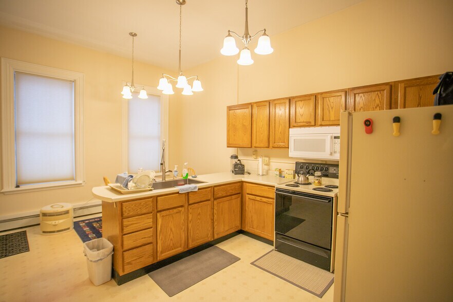 More Photos Of 43-49 Main, Bangor Office For Sale