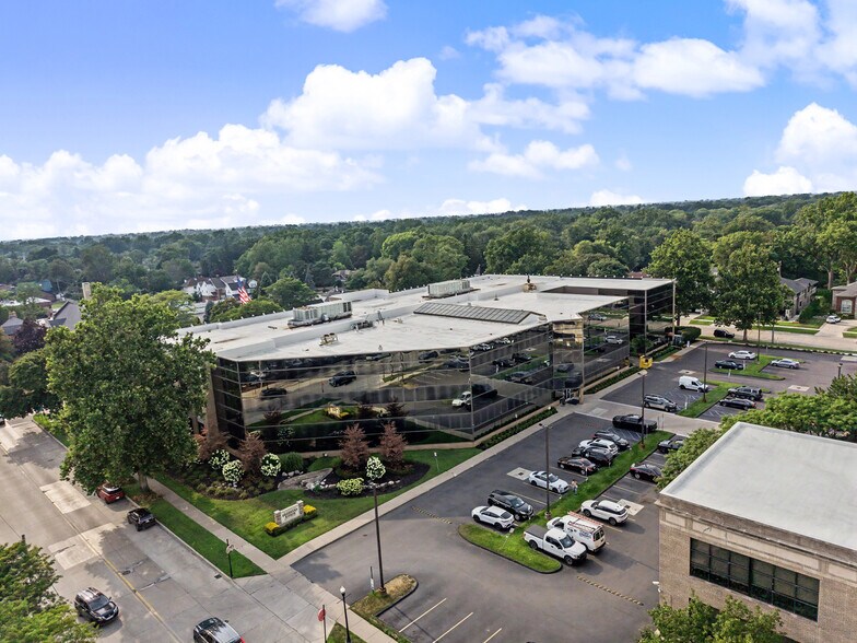 More Photos Of 835 Mason St, Dearborn Office For Lease