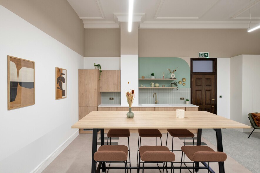More Photos Of 4 Millbank, London Office For Lease