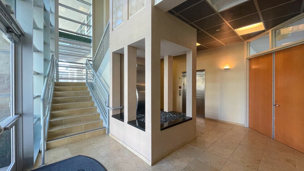 More Photos Of 870 E Charleston Rd, Palo Alto Office For Lease