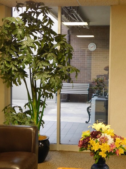 More Photos Of 710-724 Buffalo St, Corpus Christi Office For Lease