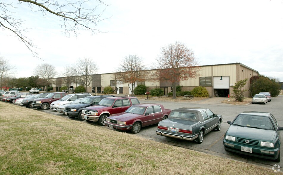 More Photos Of 2800 Crusader Cir, Virginia Beach Manufacturing For Lease