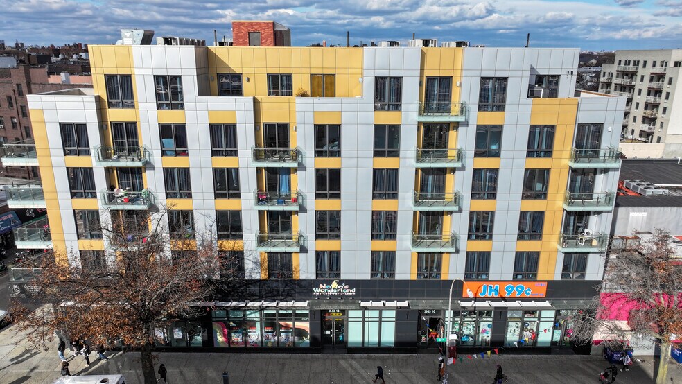 More Photos Of 9501 37th Ave, Flushing Apartments For Lease