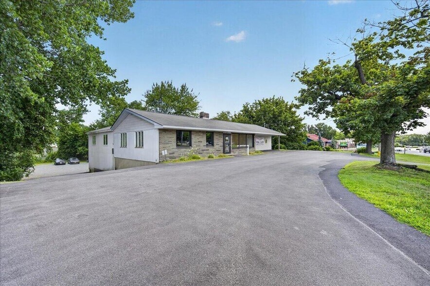 More Photos Of 1659 Route 9, Clifton Park Medical For Sale