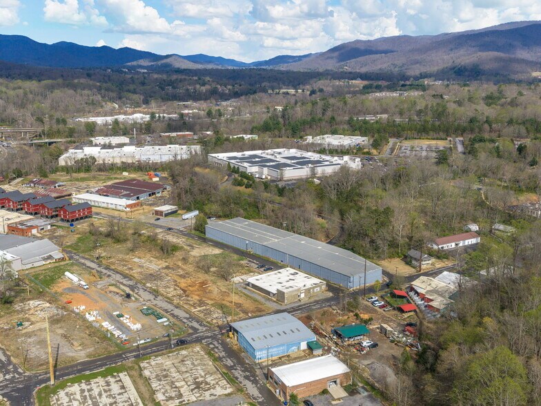 More Photos Of 24 Glendale Ave, Asheville Warehouse For Lease