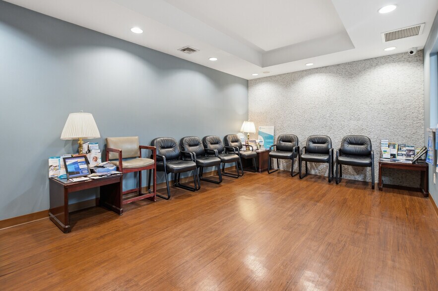 More Photos Of , Garden City Office For Sale