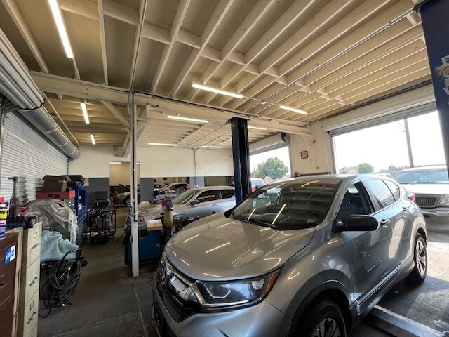 More Photos Of 803 E Holt Ave, Ontario Auto Dealership For Sale