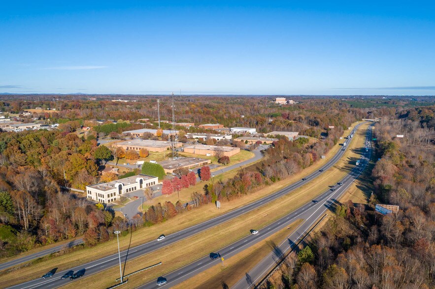 More Photos Of 1270 25th Street Pl SE, Hickory Medical For Lease