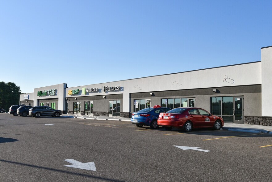 More Photos Of 403-405 Central Ave E, Saint Michael Freestanding For Lease