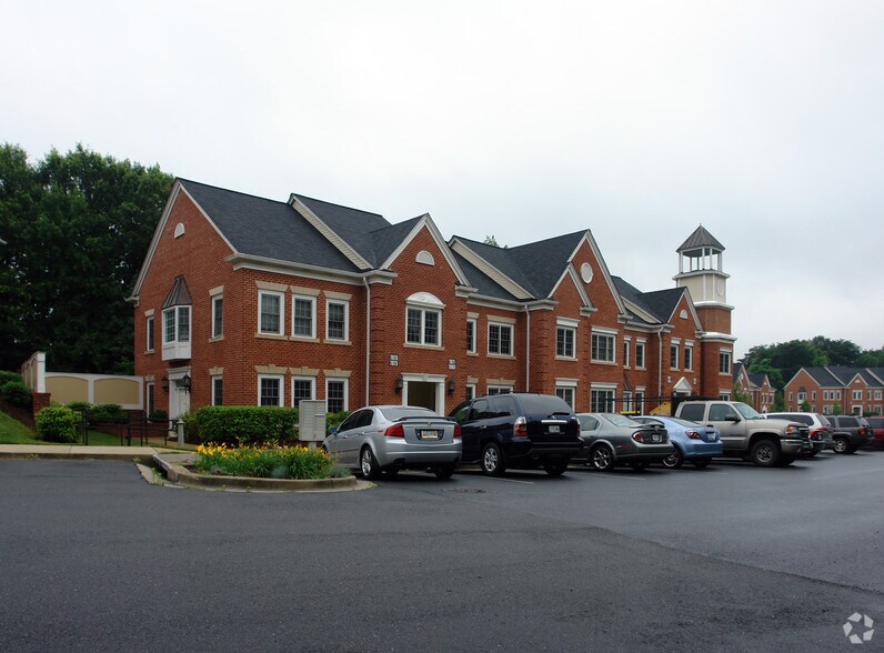 More Photos Of 7861-7875 Belle Point Dr, Greenbelt Office For Sale