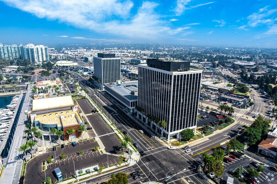 More Photos Of 4640 Admiralty Way, Marina Del Rey Office For Lease