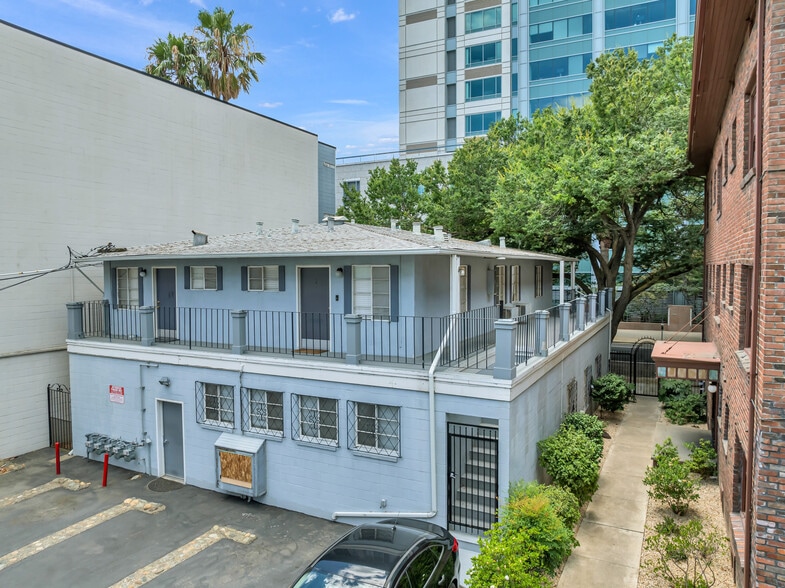More Photos Of 1021 H St, Sacramento Apartments For Sale