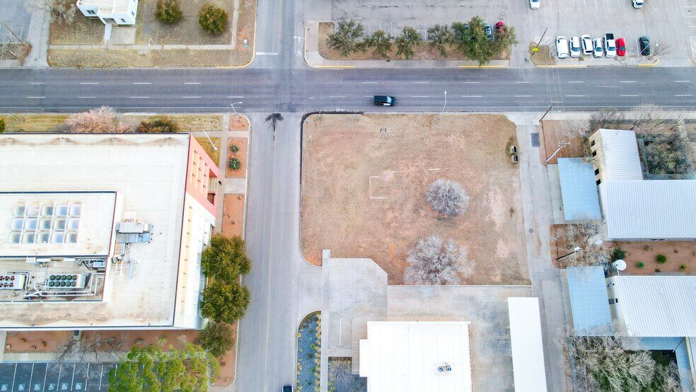 More Photos Of 701 Loraine st, Midland Land For Sale