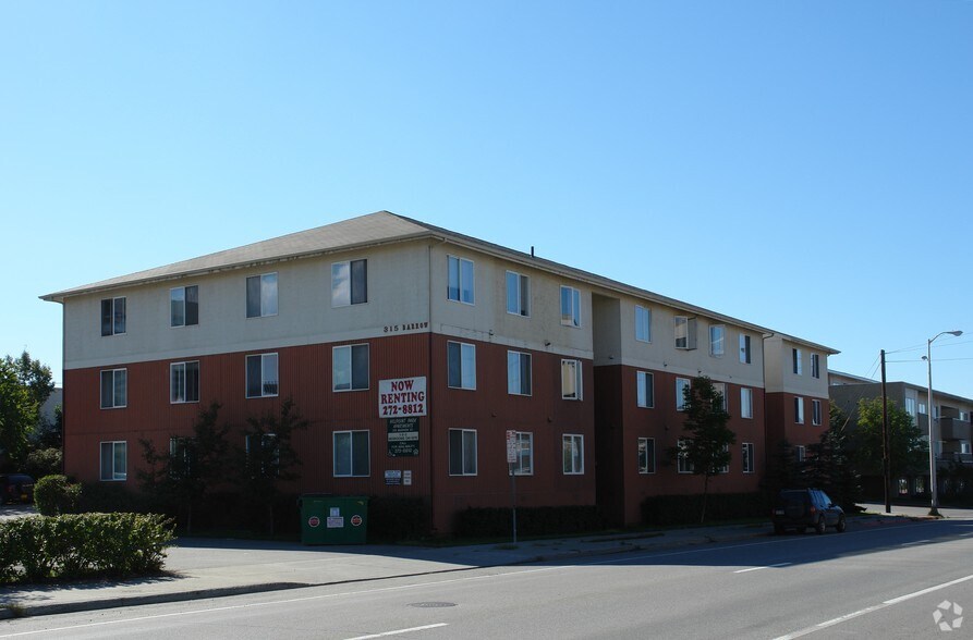 More Photos Of 315 Barrow St, Anchorage Apartments For Lease
