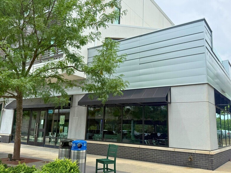 More Photos Of 2144 E Republic Rd, Springfield Business Park For Lease