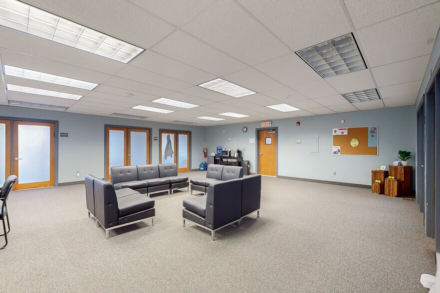 More Photos Of 7 Waterloo Rd, Stanhope Office For Sale