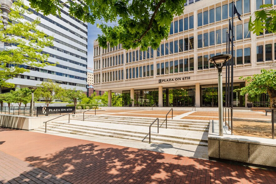 More Photos Of 1300 SW Sixth Ave, Portland Office For Lease