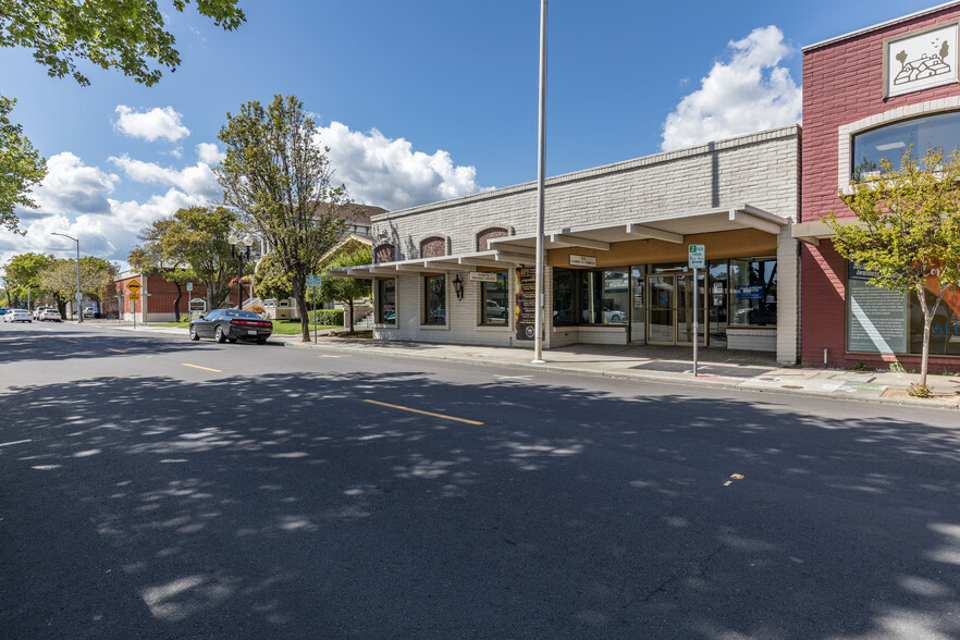 Primary Photo Of 1556 1st St, Napa Office For Lease