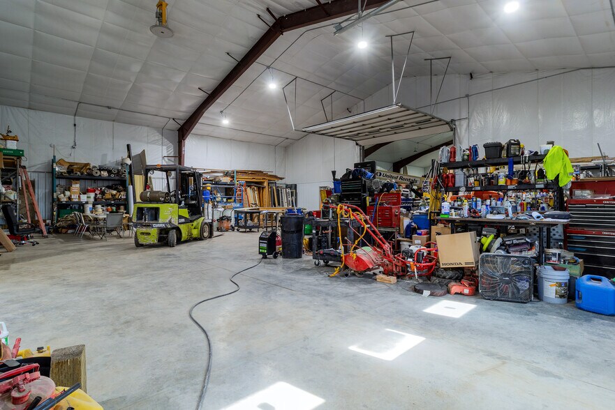 More Photos Of 618 Industrial Ct, Walla Walla Warehouse For Sale