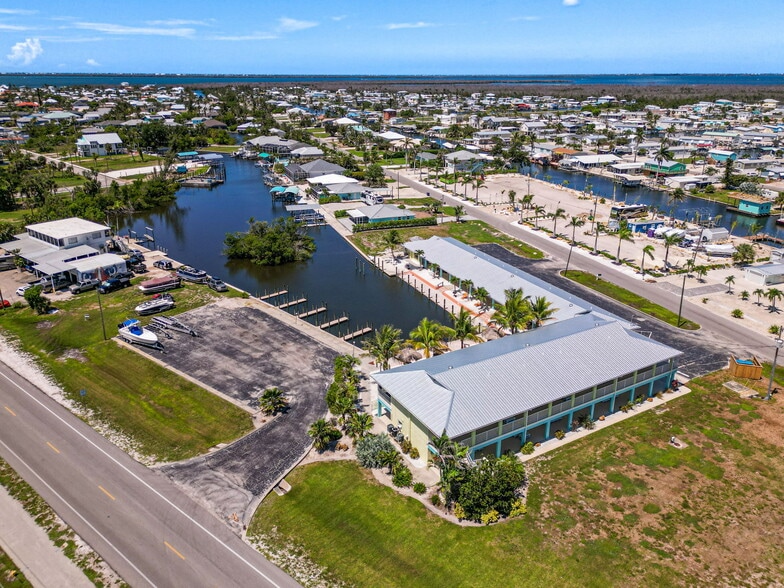 More Photos Of 2938 Sanibel Blvd, Saint James City Hotel For Sale