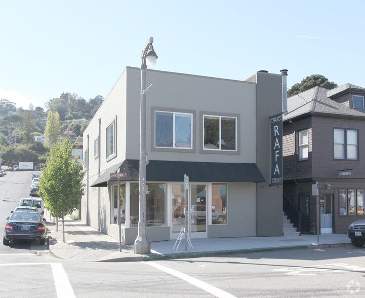 Primary Photo Of 301-303 Caledonia St, Sausalito Storefront Retail Residential For Lease