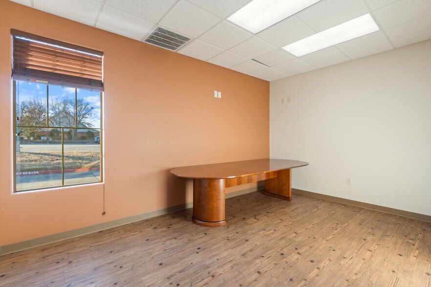 More Photos Of 101 N 37th St, Rogers Medical For Lease