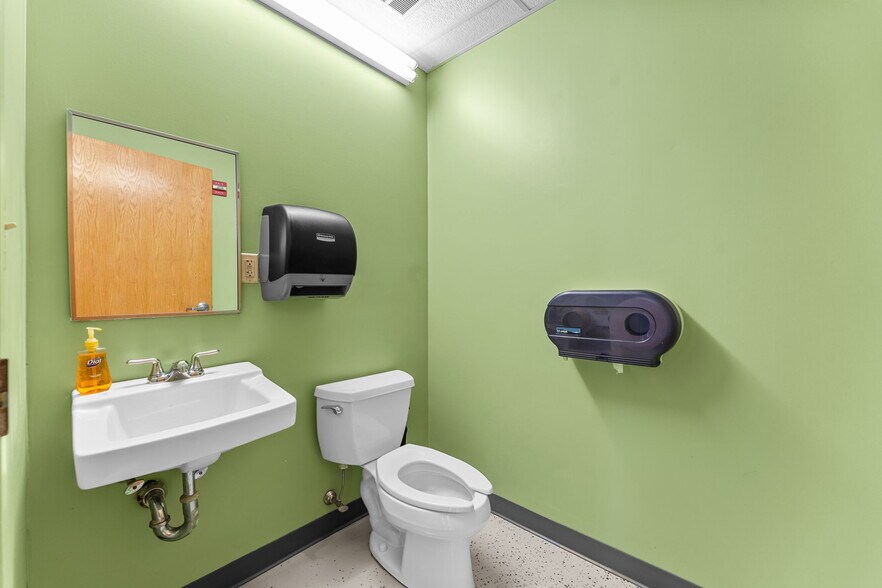 More Photos Of 20 Bellows Rd, Raynham Warehouse For Lease