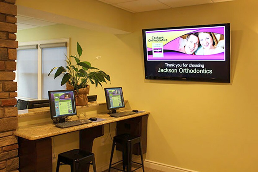 More Photos Of 186 W Veterans Hwy, Jackson Office For Sale