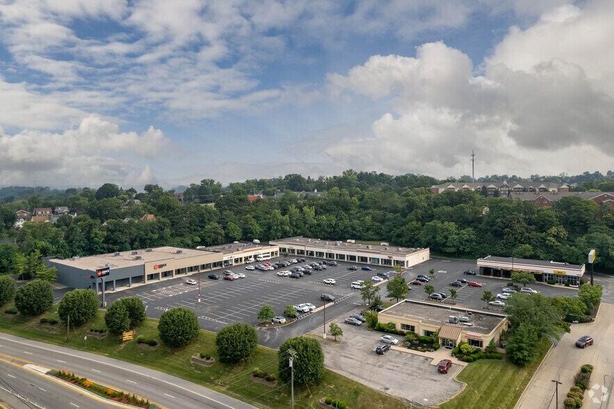 More Photos Of 90 Alexandria Pike, Fort Thomas Unknown For Lease