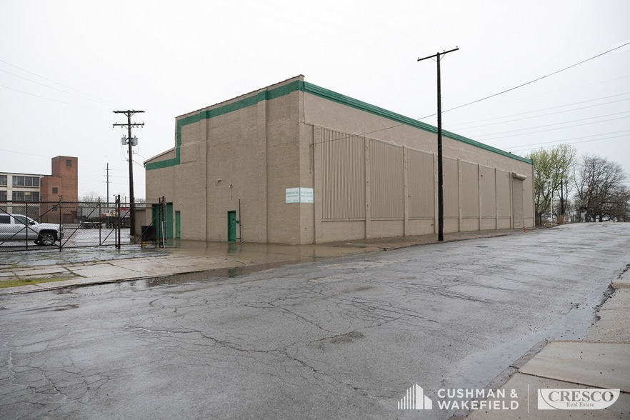 Primary Photo Of 1200 E 49th St, Cleveland Warehouse For Sale