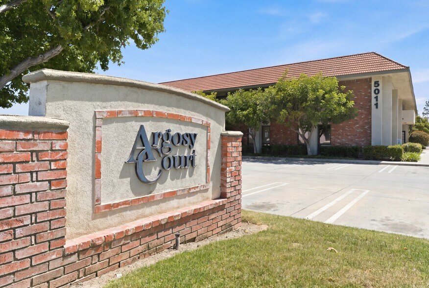 More Photos Of 5011 Argosy Ave, Huntington Beach Loft Creative Space For Sale