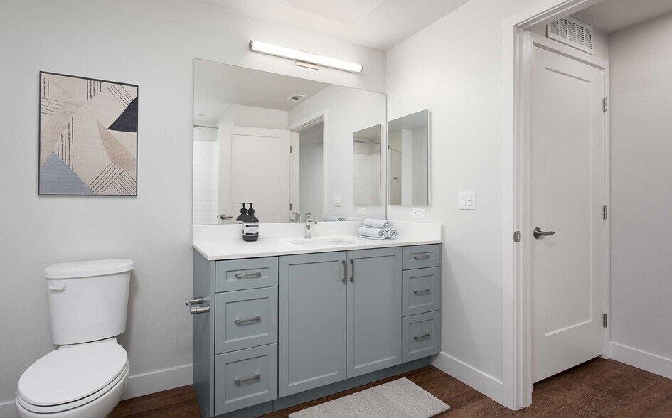 More Photos Of 185 S State College Blvd, Brea Apartments For Lease