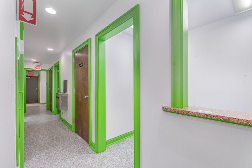 More Photos Of 6901-6909 Burlington Pike, Florence Medical For Sale