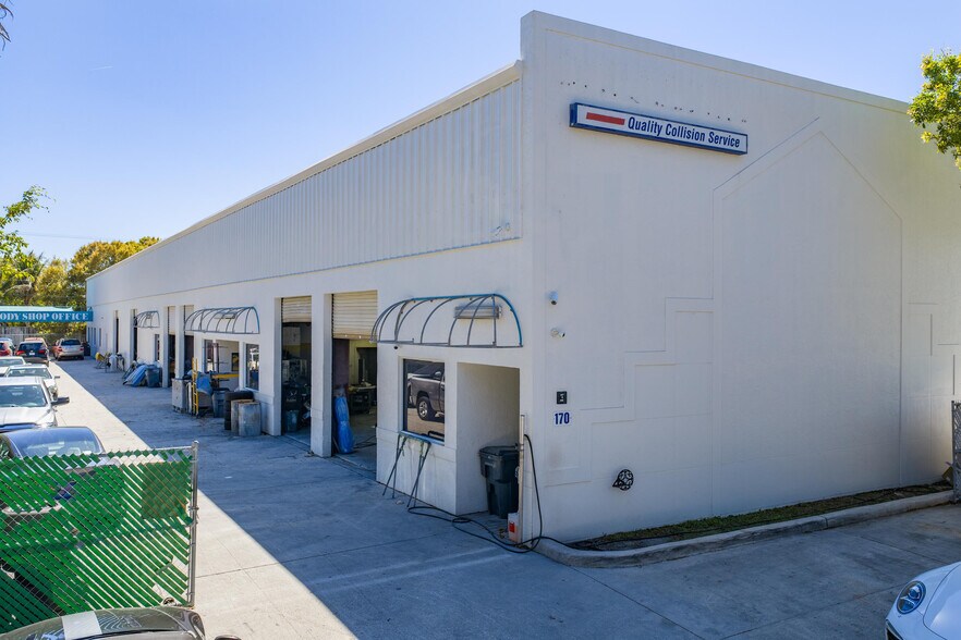 More Photos Of 170 Business Park Way, Royal Palm Beach Warehouse For Lease