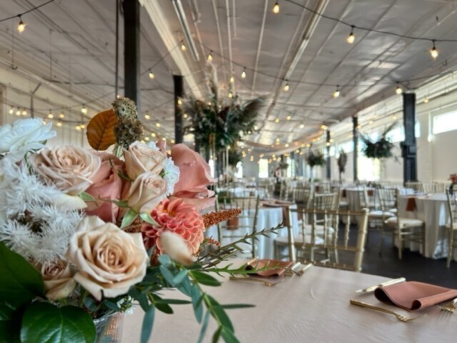 More Photos Of 200 Sixth St, Fort Wayne Showroom For Sale