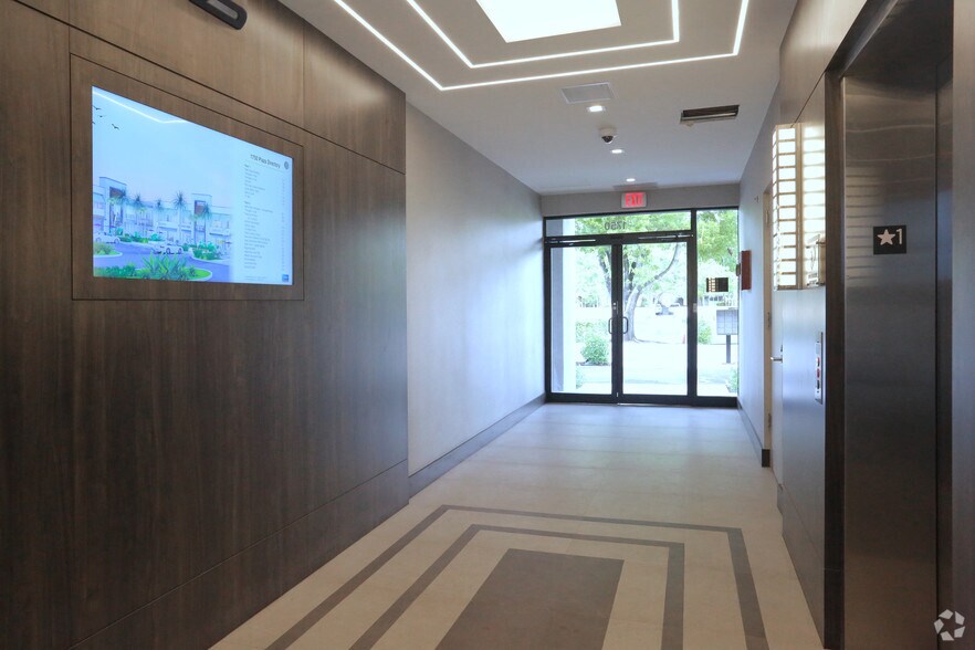 More Photos Of 1750 N University Dr, Coral Springs Office For Lease