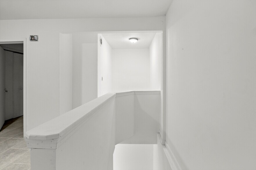 More Photos Of 19424 W Warren Ave, Detroit Storefront For Sale