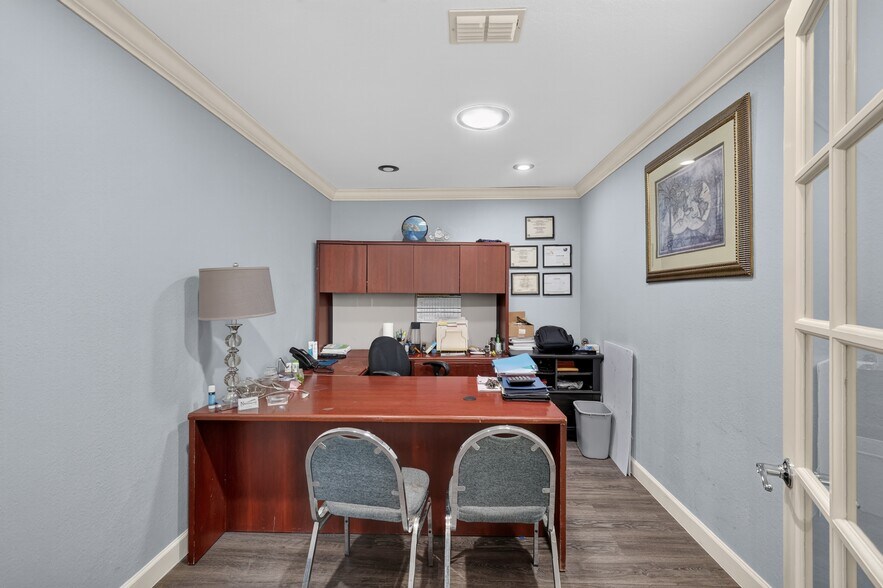 More Photos Of 5425 SE 111th St, Belleview Office For Sale