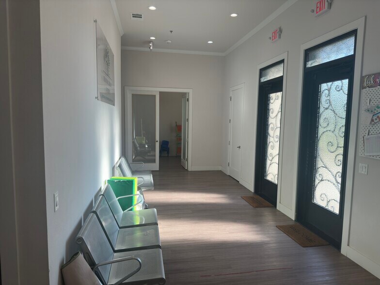 More Photos Of 1400 N Coit Rd, McKinney Medical For Sale