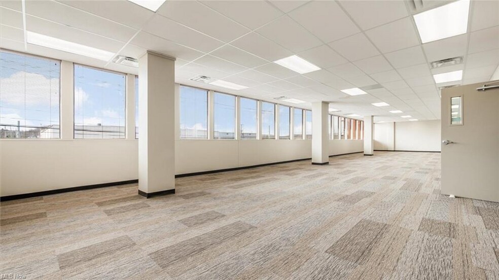 More Photos Of 60788 Southgate Rd, Byesville Office For Lease