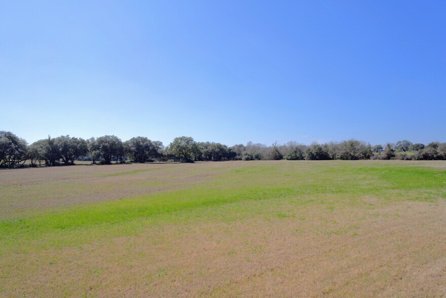 More Photos Of 2982 FM 2935, Brenham Flex For Sale