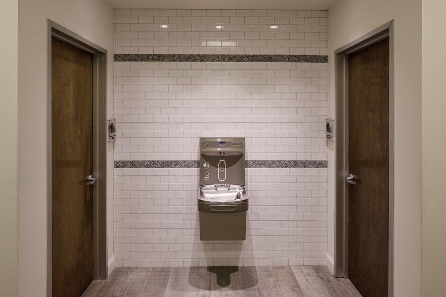 More Photos Of 409 Joyce Kilmer Ave, New Brunswick Loft Creative Space For Lease