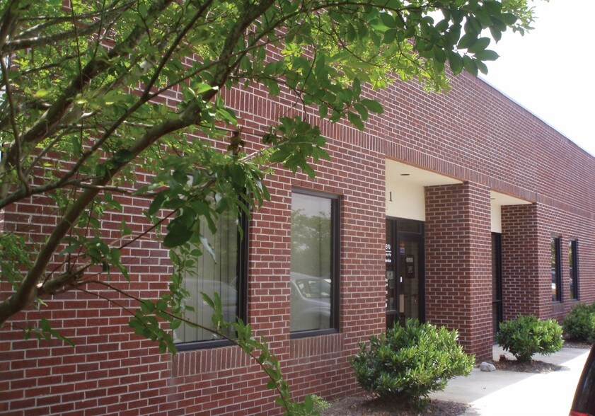 Primary Photo Of 111-121 Thomas Mill Rd, Holly Springs Flex For Lease