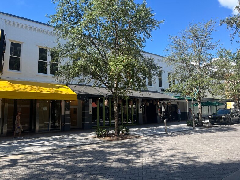 More Photos Of 218-230 Clematis St, West Palm Beach Storefront Retail Office For Lease