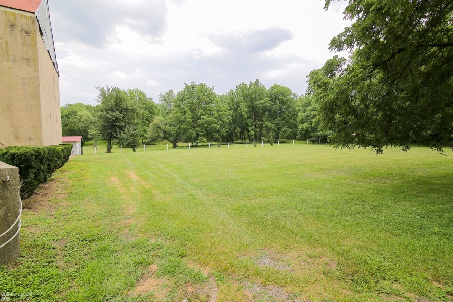 More Photos Of 3305 Municipal Dr, Whitehall Apartments For Sale