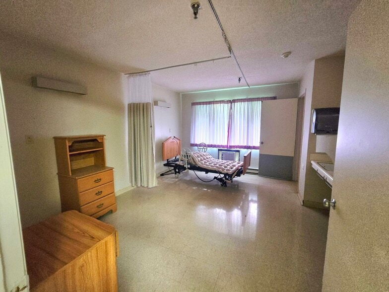 More Photos Of 300 Cedar St, Tarkio Skilled Nursing Facility For Sale