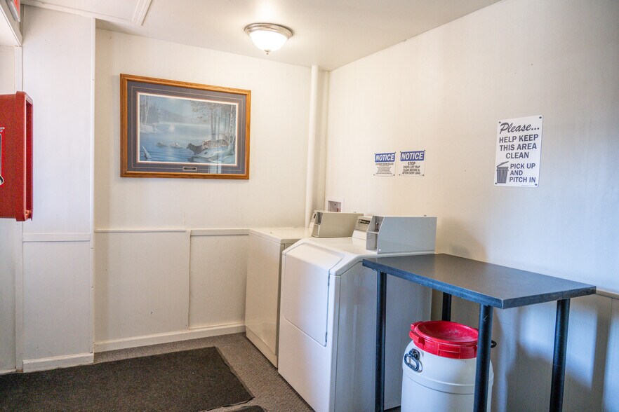 More Photos Of 115 W Pearl St, New Lisbon Apartments For Sale