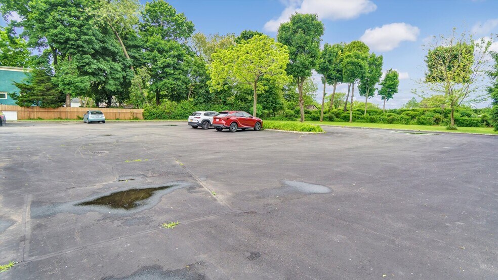 More Photos Of , Cutchogue Office For Sale