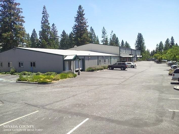 More Photos Of 13185-13199 Nevada City Ave, Grass Valley Manufacturing For Sale